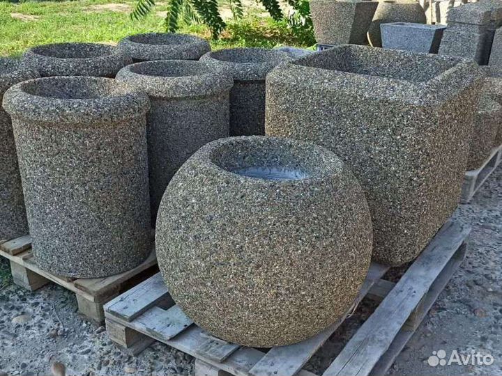 Уличные вазоны