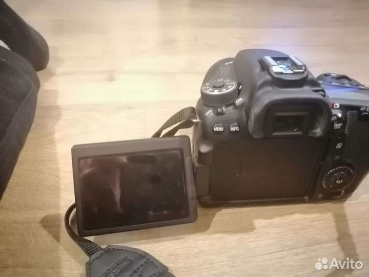 Зеркальный фотоаппарат canon 70D