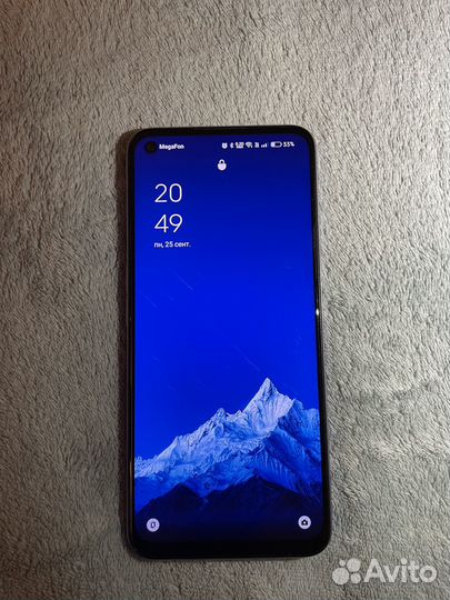 Телефон realme 8i