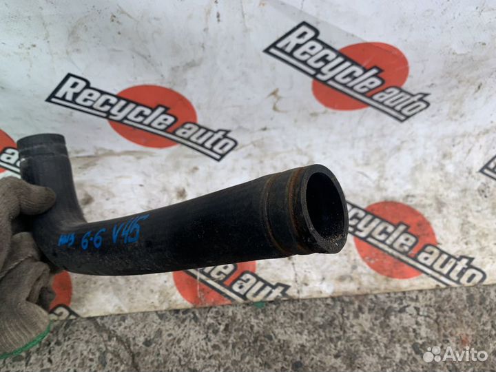 Патрубок радиатора mitsubishi pajero V46 4M40 D 19