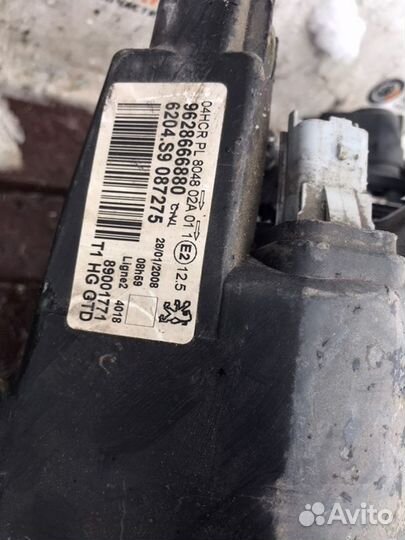 Фара перед. лев. Peugeot 206 2008