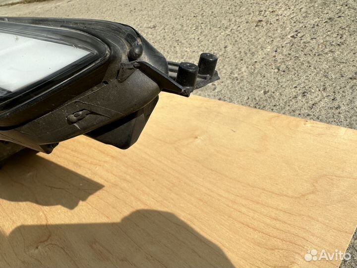 Фара левая Kia Ceed галоген