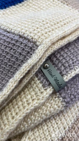 Бактус из ангоры ручная работа