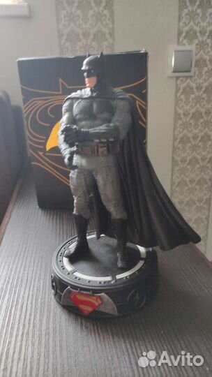 Фигурка Batman vs Superman от Iron Studios