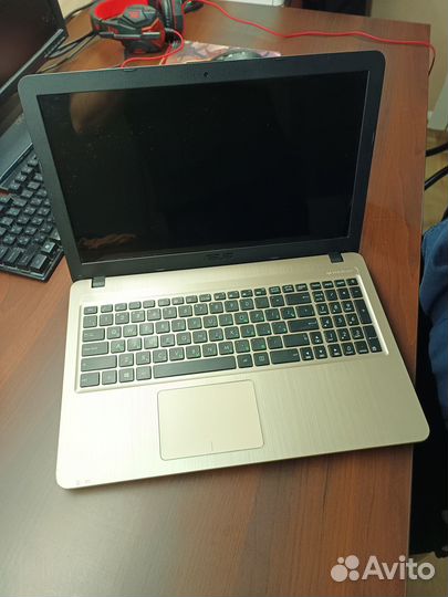 Ноутбук asus X540L