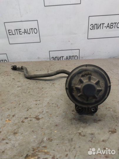Бачок гур Bmw 7 E66 2002