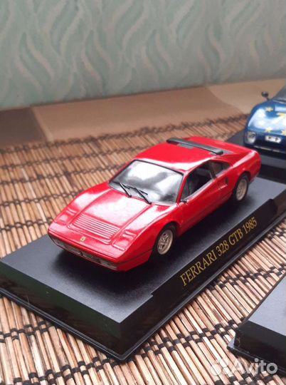 Модель автомобиля ferrari, УАЗ