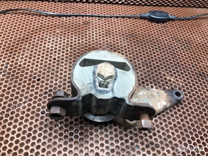 Подушка двигателя левая УАЗ 374195 буханка змз