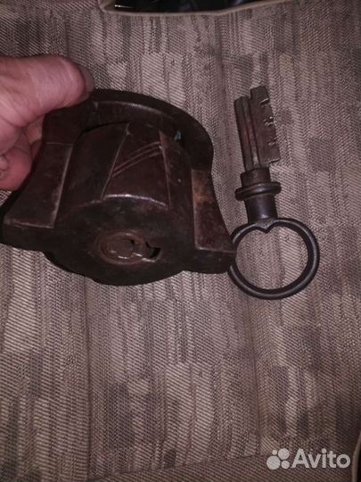 Замок старинный царский амбарный навесной