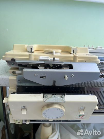 Вязальная машина Silver Reed