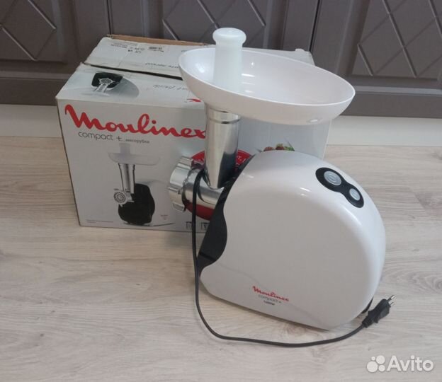 Мясорубка электрическая