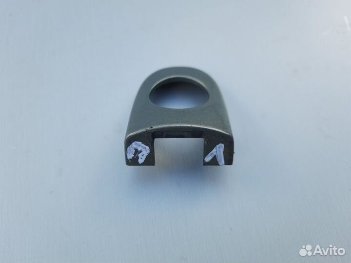 Накладка передней ручки Skoda Octavia A4 Golf 4