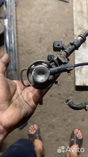 Топливная рампа с форсунками Opel Astra J A16LET