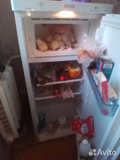 Холодильник бу пол года