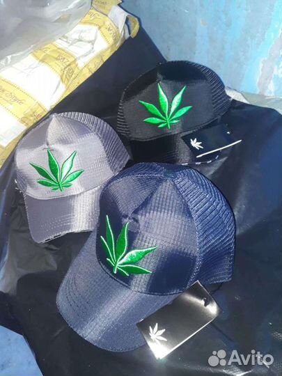 Кепки стон айлен