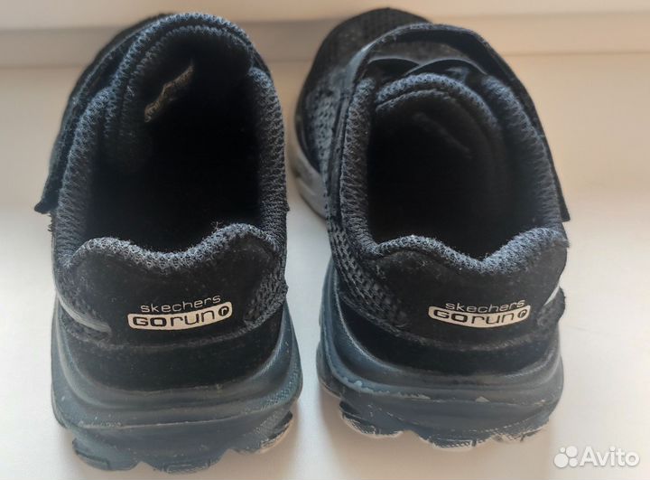 Кроссовки Skechers