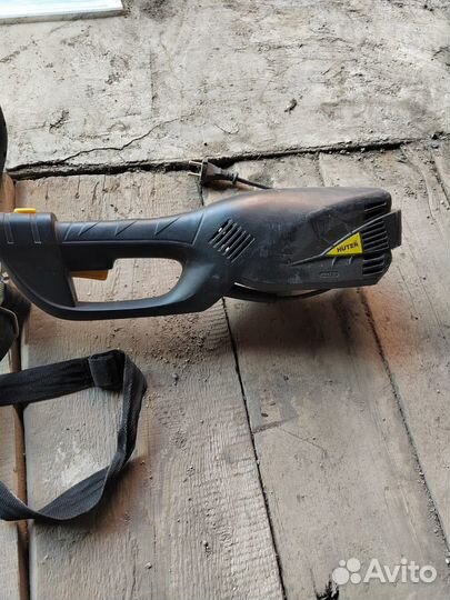 Газонокосилка электрическая