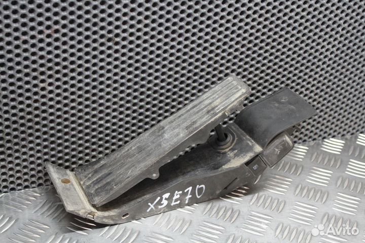 Педаль газа BMW X5 E70