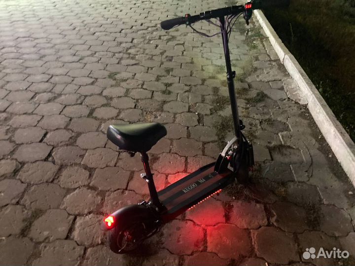 Электросамокат kugoo m4