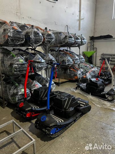 Мотосноуборд спортивный