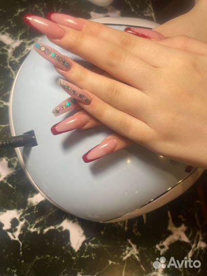 Мастер маникюра и наращивание ногтей