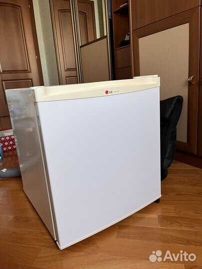 Холодильник LG GR-051SF