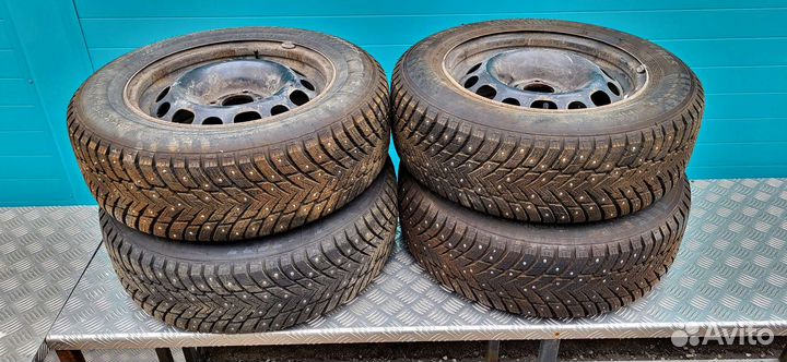 Nokian Tyres Hakkapeliitta 10p 195/65 R15 95T