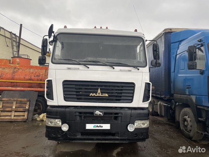 МАЗ 5440B5-8420-030 с полуприцепом, 2013