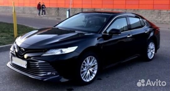 В разборе Toyota Camry XV70 2020