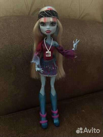 Кукла монстер хай