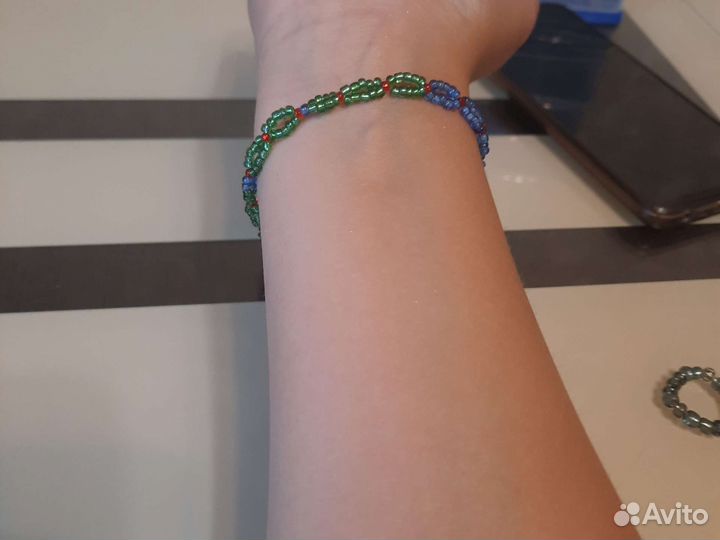 Украшенияиз бисера