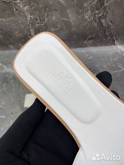 Шлепки женские. hermes. Размер 40