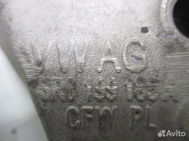 Кронштейн опоры двигателя Volkswagen Polo 5 MK5