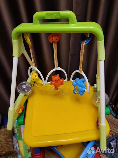 Игрушка-подвеска Lamaze Робот, турник Чико