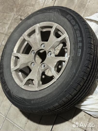 Rotalla Setula E-Race RH05 215/65 R16