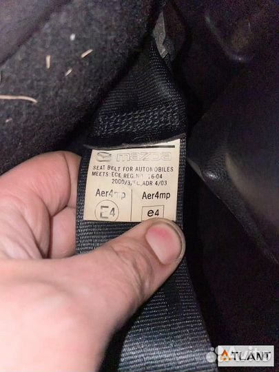 Крыло переднее левое mazda axela