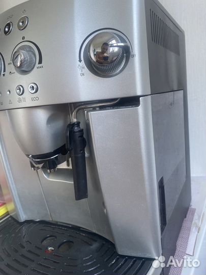 Кофемашина delonghi magnifica