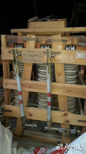 Разъединитель рдз-1-110/1000 с приводом прг