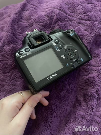 Зеркальный фотоаппарат canon 1000d