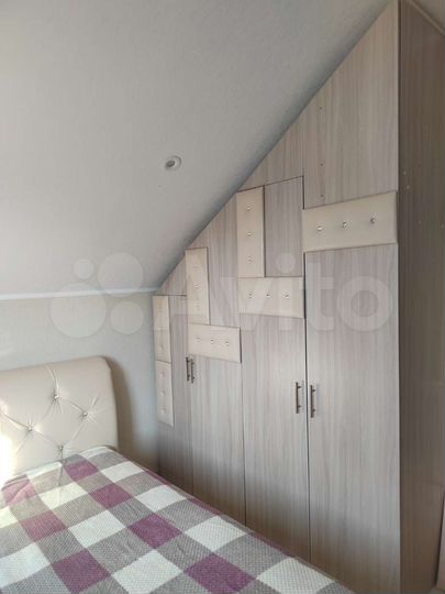 2-к. квартира, 40 м², 3/3 эт.