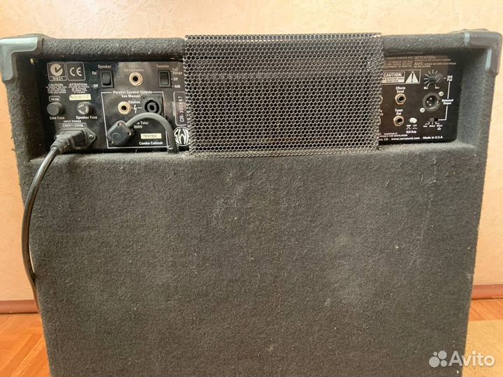 Басовый комбоусилитель SWR Black Beauty комбик