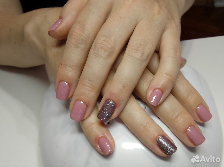 Маникюр покрытием гель-лаком, укрепление