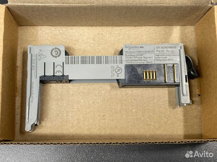 Schneider Electric TM5acbm01R новый, 1 шт