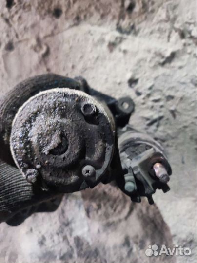 Стартер на Рено