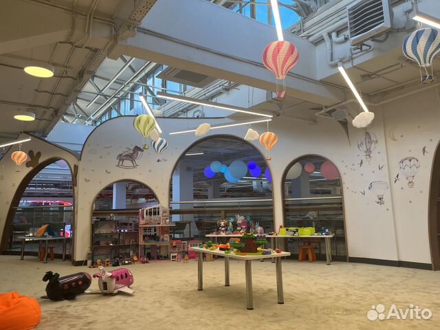 Администратор-продавец в детскую комнату