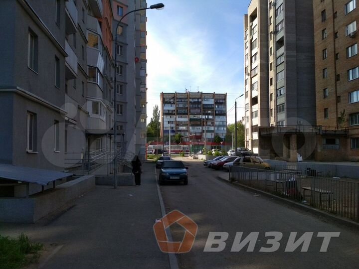 Помещение, 295 м² с двумя входами