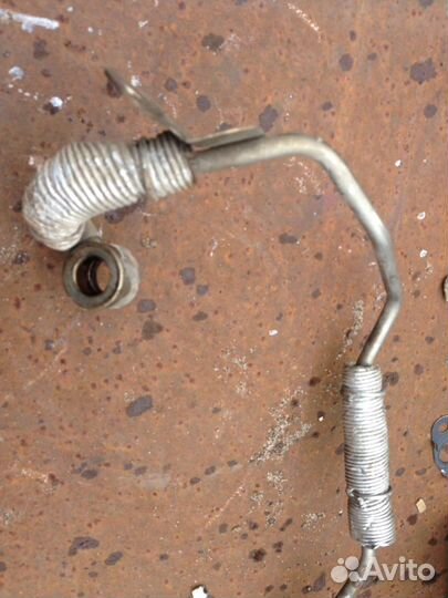 Трубка подачи масла Мазда сх-7