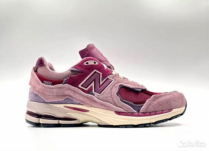 New Balance 2002R