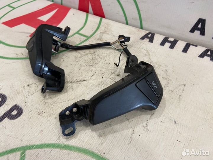 Кнопки руля Toyota Avensis T25 1zzfe 2007