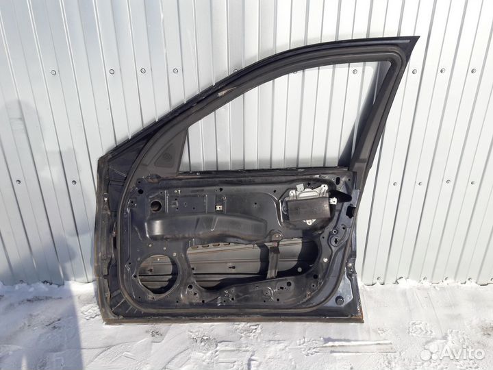 Дверь передняя правая Mercedes W220 A2207200205